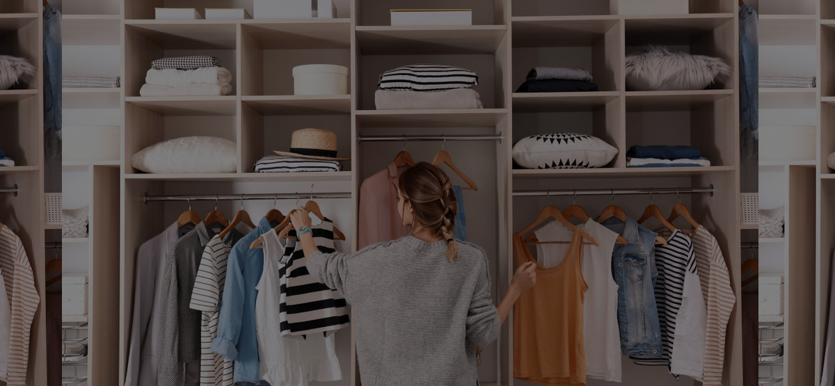 A Professional Organizer’s Guide to Organizing a Wardrobe