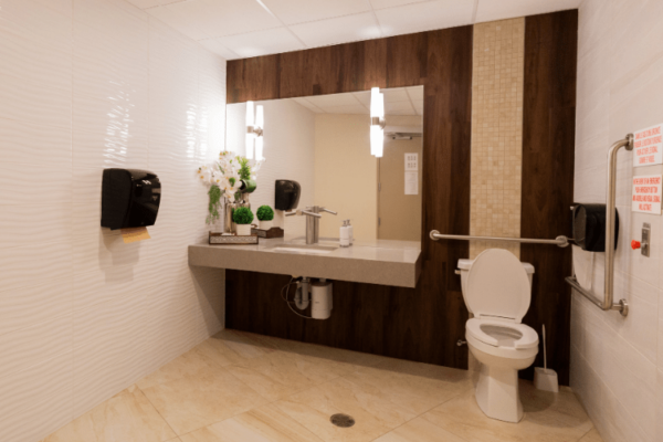 Bathroom Aquatria Retirement Residence - Staging and Design by QC Design School graduate Chantal Marion