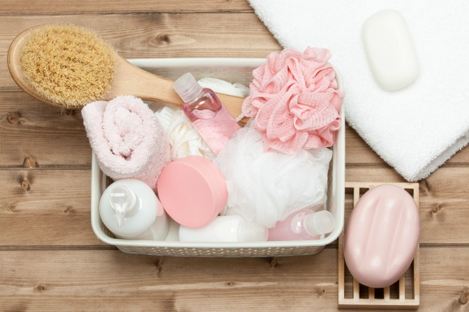 Bath giftset for decorating a student dorm