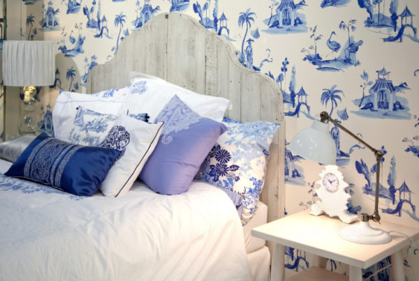 small printed wall paper bad interior decorating trend