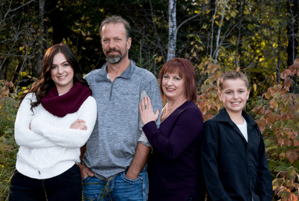 Patricia and Jamie Poohachoff with children